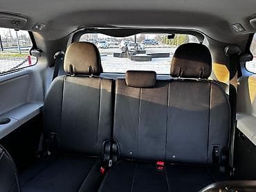 minivan: Минивэн, Пункт назначения: Алматы, Количество мест: 7, Лицензия №: 1 — 3