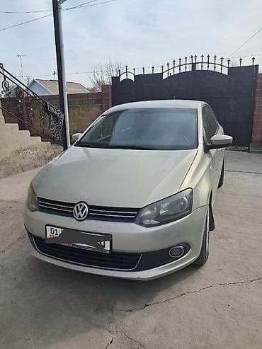 ist 2003: Volkswagen Polo: 2011 г., 1.6 л, Автомат, Бензин, Седан — 2