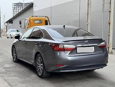 Lexus ES: 2017 г., 2.5 л, Вариатор, Гибрид, Седан — 7