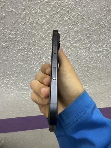 iphone xs pro: IPhone 16, Б/у, 128 ГБ, Черный, Защитное стекло, 100 % — 6