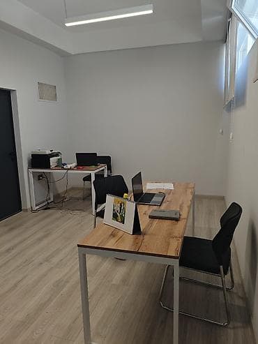 fred perry: Аренда офисов, 25 м², В административном здании, 1 линия — 1