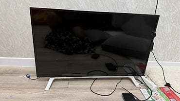 телеаизор: Телевизор Toshiba, диагональ 40". - Тонкие рамки, устойчивая — 1