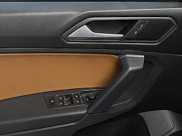 тигуан: Volkswagen Tiguan: 2019 г., 2 л, Автомат, Бензин, Кроссовер — 9