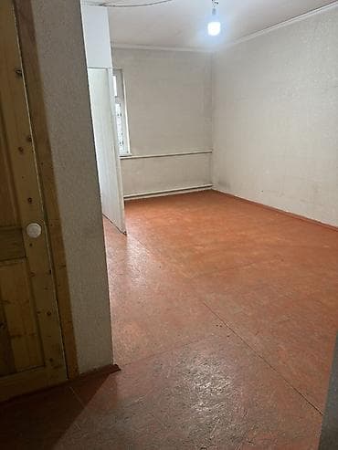 квв: Сдаются однакомнатная квартира студия 
Депозит 2000
13000 квартплат — 1