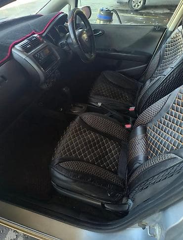 фиты: Honda Fit: 2001 г., 1.3 л, Автомат, Бензин, Хэтчбэк — 9