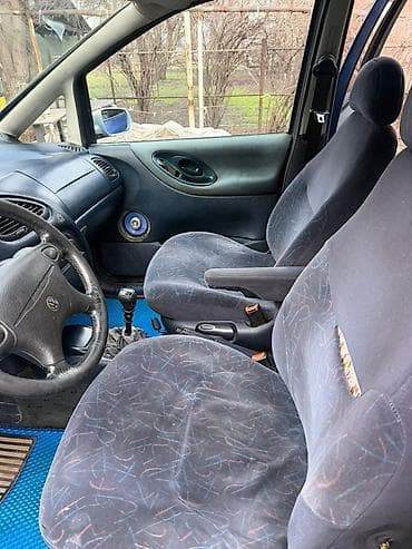 Volkswagen: Volkswagen Sharan: 1995 г., 2 л, Механика, Бензин, Минивэн — 6