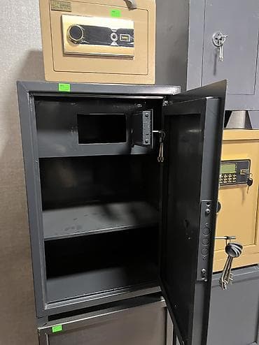 темир столдор: Сейфы китайские, местного производства, прочные замки. Для офиса, для — 10