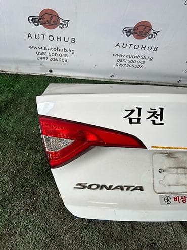 2016: Фонарь крышки багажника Hyundai Sonata LF 2.0 L4NA 2016 лев. (б/у) — 1