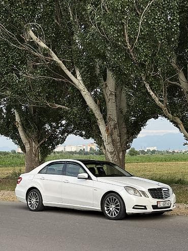 Транспорт: Mercedes-Benz E-Class: 2012 г., 1.8 л, Автомат, Газ, Седан — 4