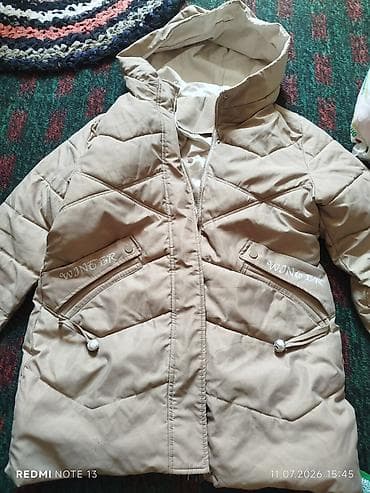 Пуховик, Кыска модель, Капюшону бар, XL lalafo.kg да Пуховик, Кыска модель, Капюшону бар, XL
