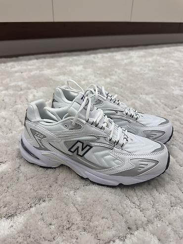 Мужские кроссовки, 43, New Balance, Новый, цвет - Белый