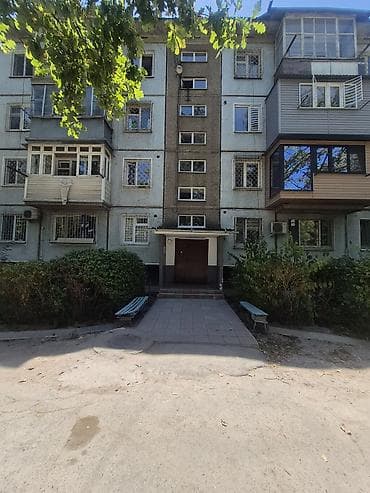 Продажа квартир: 2 комнаты, 43 м², 9 мкр 104 серия, 4 этаж, Косметический ремонт — 1