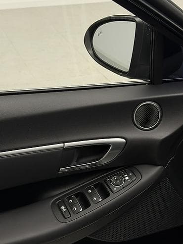 Продажа авто: Hyundai Sonata: 2021 г., 2 л, Гибрид, Седан — 6