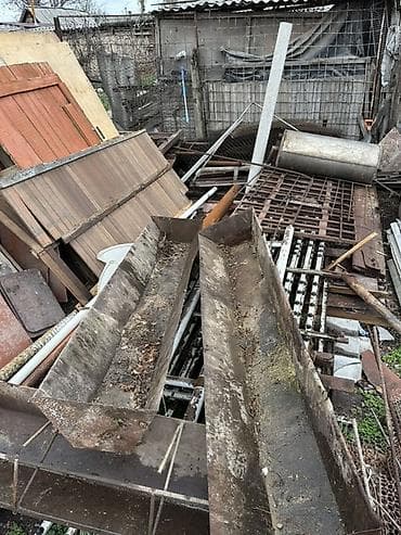 ящик аары: Металлические корыта/лотки для сыпучих материалов и раствора - — 1