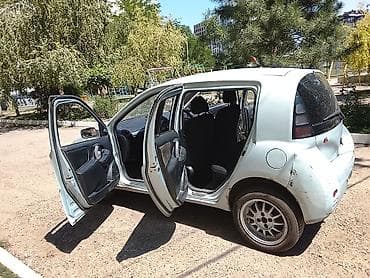 Toyota WiLL Cypha: 2003 г., 1.5 л, Автомат, Бензин, Хетчбек