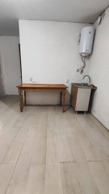 долгосрочная квартира в джалалабаде: Сдаётся небольшая студия с отдельным входом. Планировка и оснащение — 4