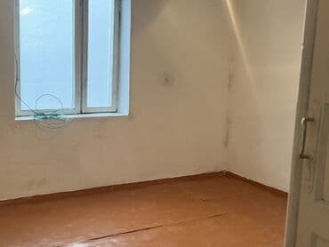 квартира с мебелью: Сдаётся аккуратная времянка 2 комнаты, и прихожий. Район спокойный — 3