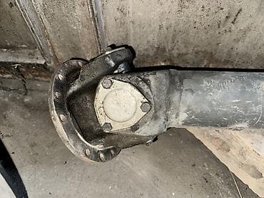 Задний карданный вал Volvo