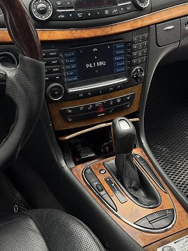 автомобиль на обмен: Mercedes-Benz E-Class: 2002 г., 5 л, Автомат, Бензин, Седан — 10