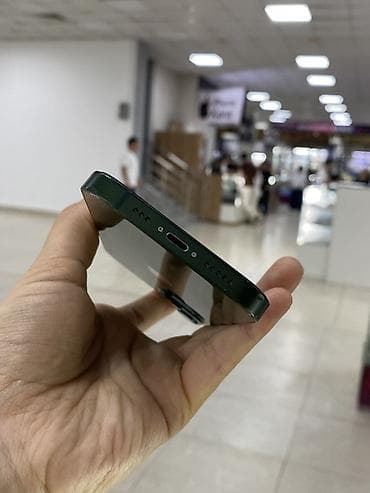 s23 mini: IPhone 13, Зеленый — 4