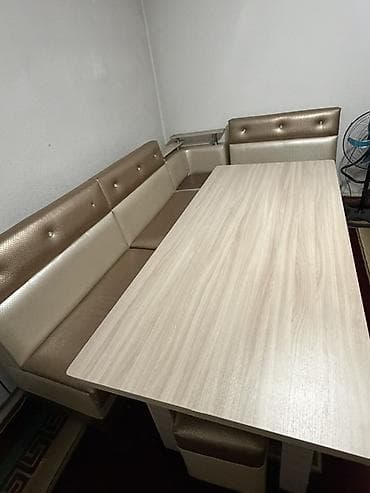 фартуки на кухню: Кухонный стол и стул, Б/у, Самовывоз, цвет - Бежевый — 1