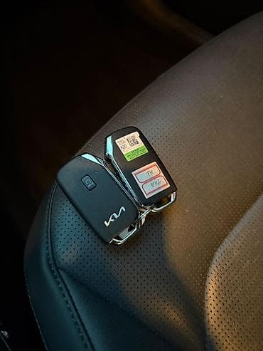 Транспорт: Kia Niro: 2022 г., 1.6 л, Автомат, Гибрид, Кроссовер — 10