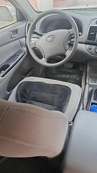 Toyota Camry: 2004 г., Автомат, Седан — 3
