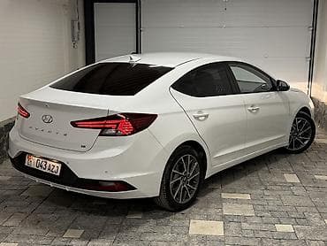 Транспорт: Hyundai Avante: 2019 г., 1.6 л, Автомат, Бензин, Седан — 4