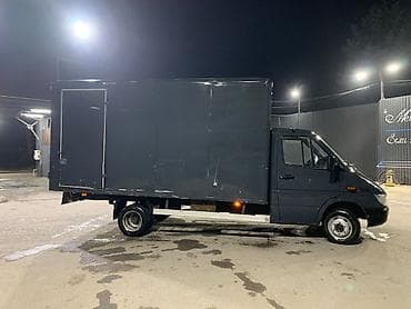 Грузовое такси по городу Бишкек. Автомобиль: фургон-«Спринтер» — 2