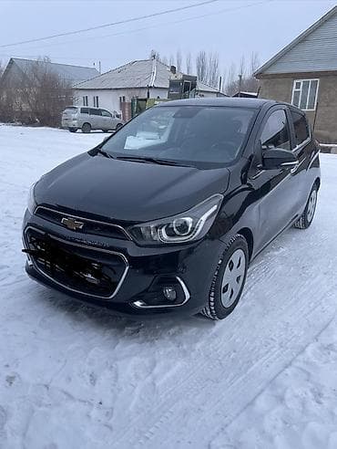Chevrolet Spark: 2016 г., 0.1 л, Вариатор, Бензин, Хэтчбэк