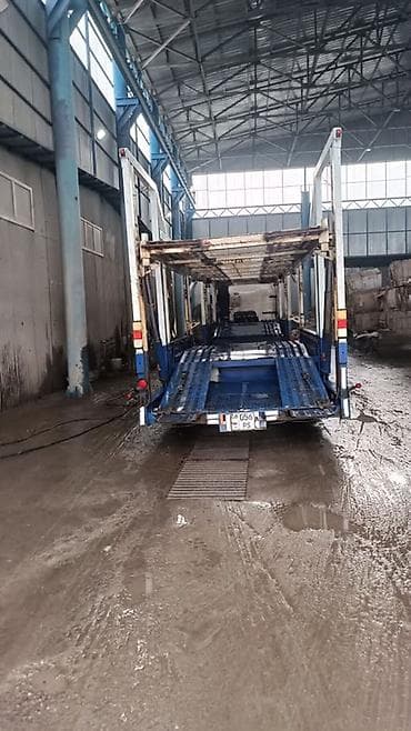 Автовоз-полуприцеп для перевозки легковых автомобилей. Многоуровневая — 3