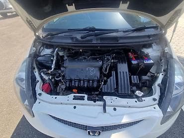 Продажа авто: Honda Fit: 2004 г., 1.3 л, Вариатор, Бензин — 10