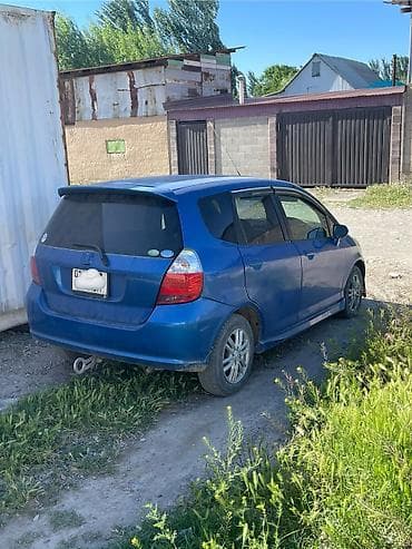 без торга: Honda Fit: 2003 г., 1.5 л, Вариатор, Бензин, Хэтчбэк — 4