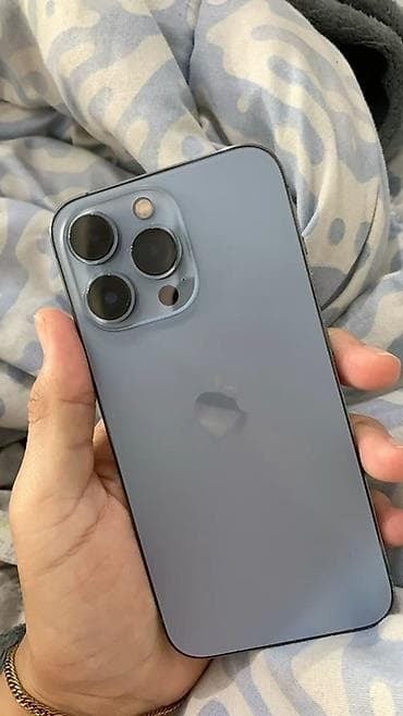 IPhone 13 Pro, Б/у, 256 ГБ, Sierra Blue, Чехол, Зарядное устройство, 79 %