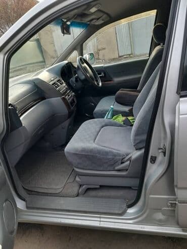 тойота аурион: Nissan Presage: 1998 г., 2.4 л, Автомат, Бензин, Минивэн — 10