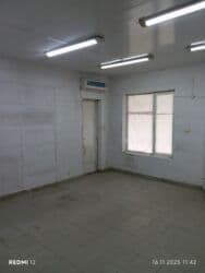 сдаю помещения ош: Сдаю помещение под склад в аренду 30кв. Район Рабочий городок — 2