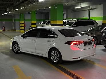 corolla e150: Toyota Corolla: 2023 г., 1.8 л, Вариатор, Гибрид, Седан — 5