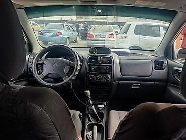 mr 2: Mitsubishi Space Star: 2004 г., 1.6 л, Ручные, Бензин, Минивэн — 6