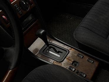 bmw e34 2 8: Mercedes-Benz E-Class: 1993 г., 3.2 л, Автомат, Бензин, Седан — 7