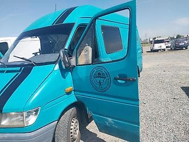 тентовый гараж для авто: Легкий грузовик, Mercedes-Benz — 4