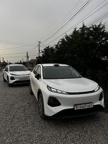 changan: Продаю аксессуары на Чанган Q05 Товарлар келди Q05 Ветровик 1800c — 1