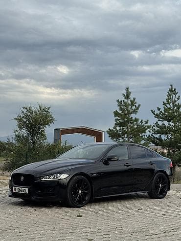 Транспорт: Jaguar XE: 2015 г., 2 л, Автомат, Бензин, Седан — 1