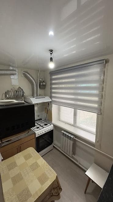 Продажа квартир: 3 комнаты, 58 м², 1 этаж — 6