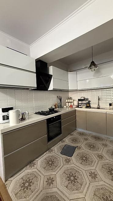 объявления о продаже дома: 🔥 СРОЧНАЯ ПРОДАЖА! ДОМ В ЗОЛОТОМ КВАДРАТЕ БИШКЕКА 🔥 📍 Юнусалиева / — 8