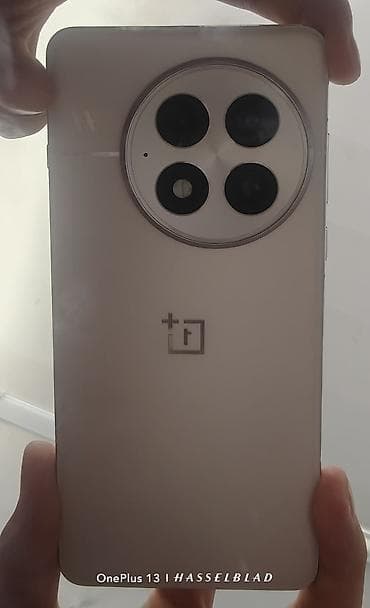canon 250d: OnePlus 13, Б/у, 256 ГБ, цвет - Белый, 2 SIM — 1