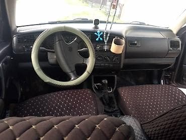Volkswagen: Volkswagen Golf: 1993 г., 1.6 л, Механика, Бензин, Хэтчбэк — 1