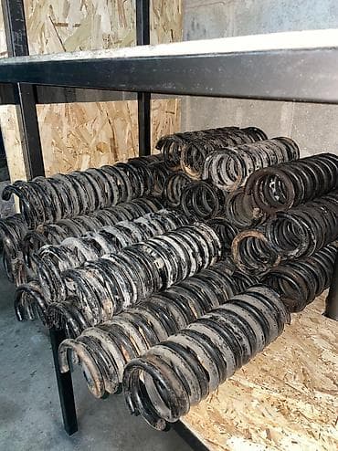 компрессор авто: Пружины привозные на Мерседес — 1