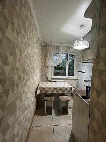 Кыймылсыз мүлк: 1 бөлмө, Толугу менен эмереги бар — 2