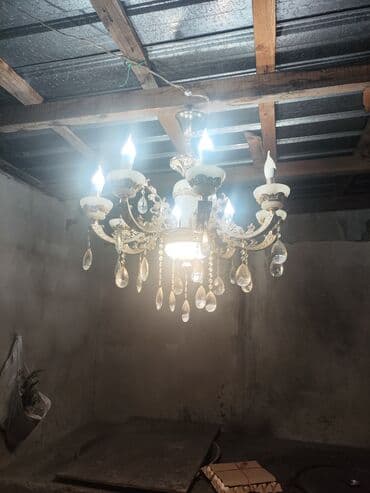 люстры бишкек дёшево: Люстра потолочная почти новая . Новый стоит 18000. Отдам за пол цены — 4