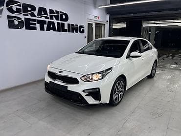 Kia Cerato: 2019 г., Седан